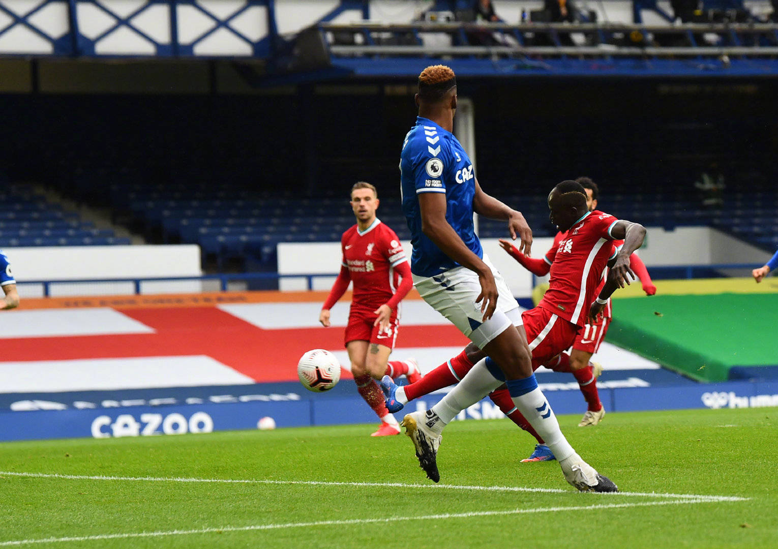 巴萨中场德 巴萨中场德