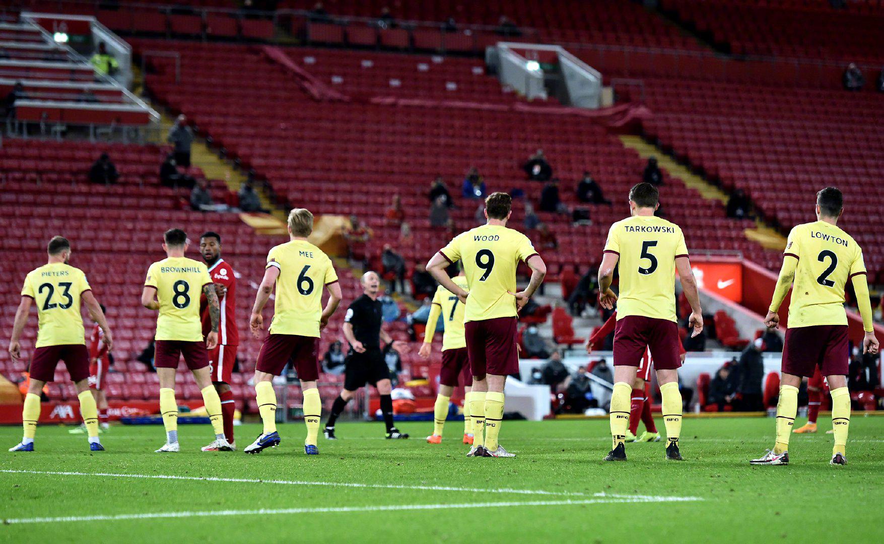 與其他球員 與其他球員